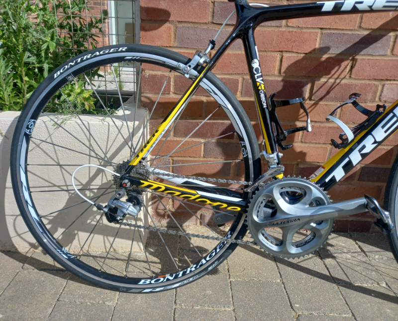 TREK MADONE OCLV2 CARBON ROAD BIKE 